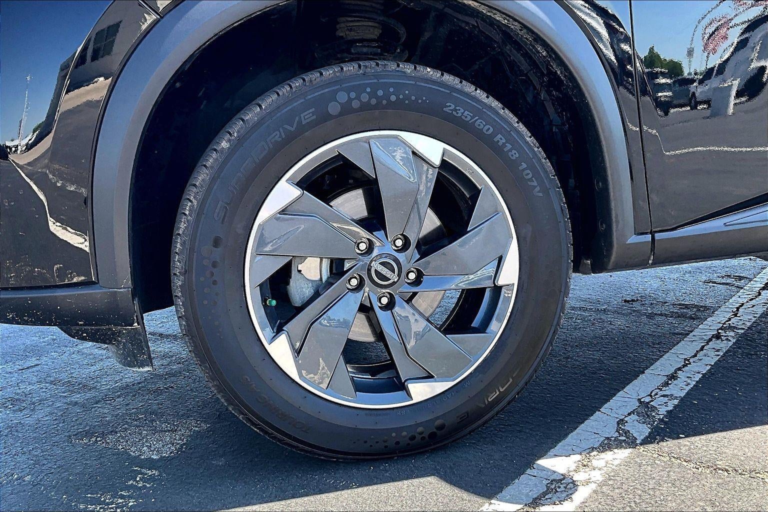 2025 Nissan Rogue SV