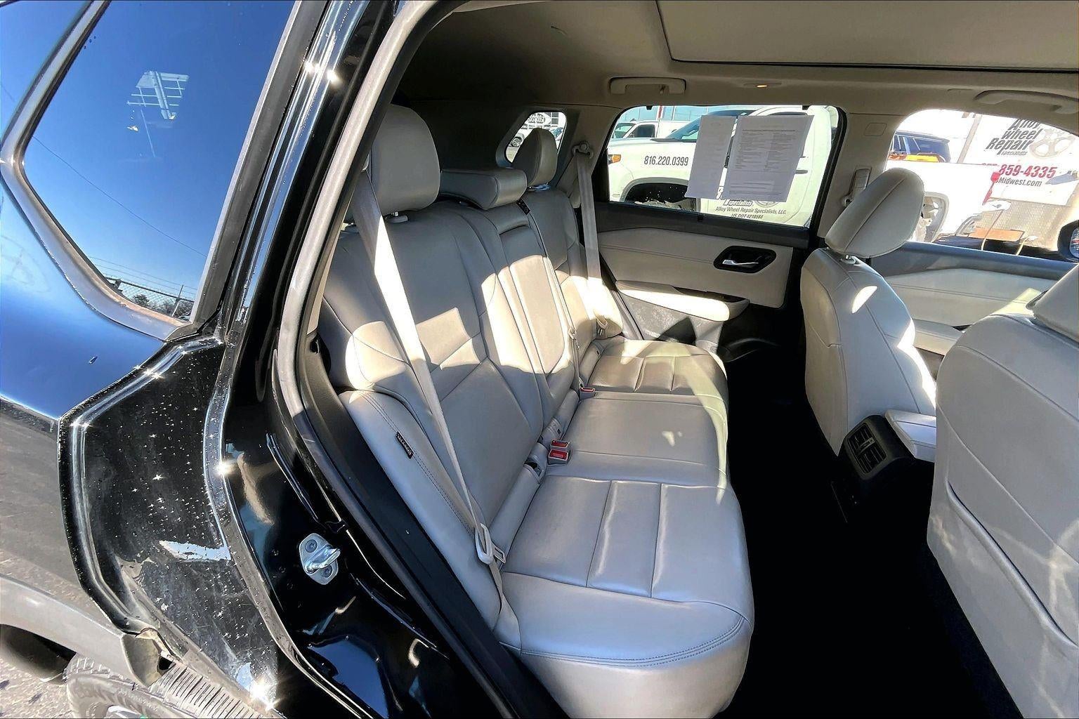 2023 Nissan Rogue SL