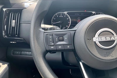 2025 Nissan Pathfinder S