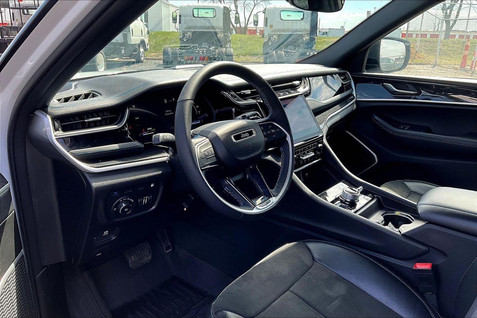 2024 Jeep Grand Cherokee 4xe Trailhawk