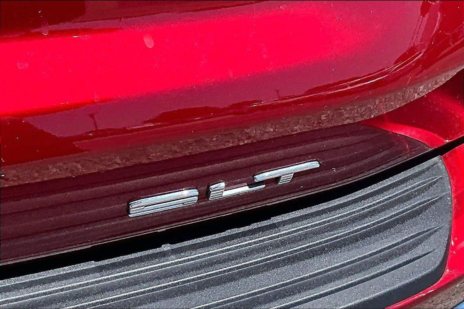 2024 GMC Yukon SLT