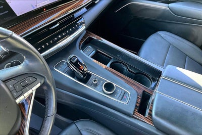 2023 Cadillac Escalade Luxury