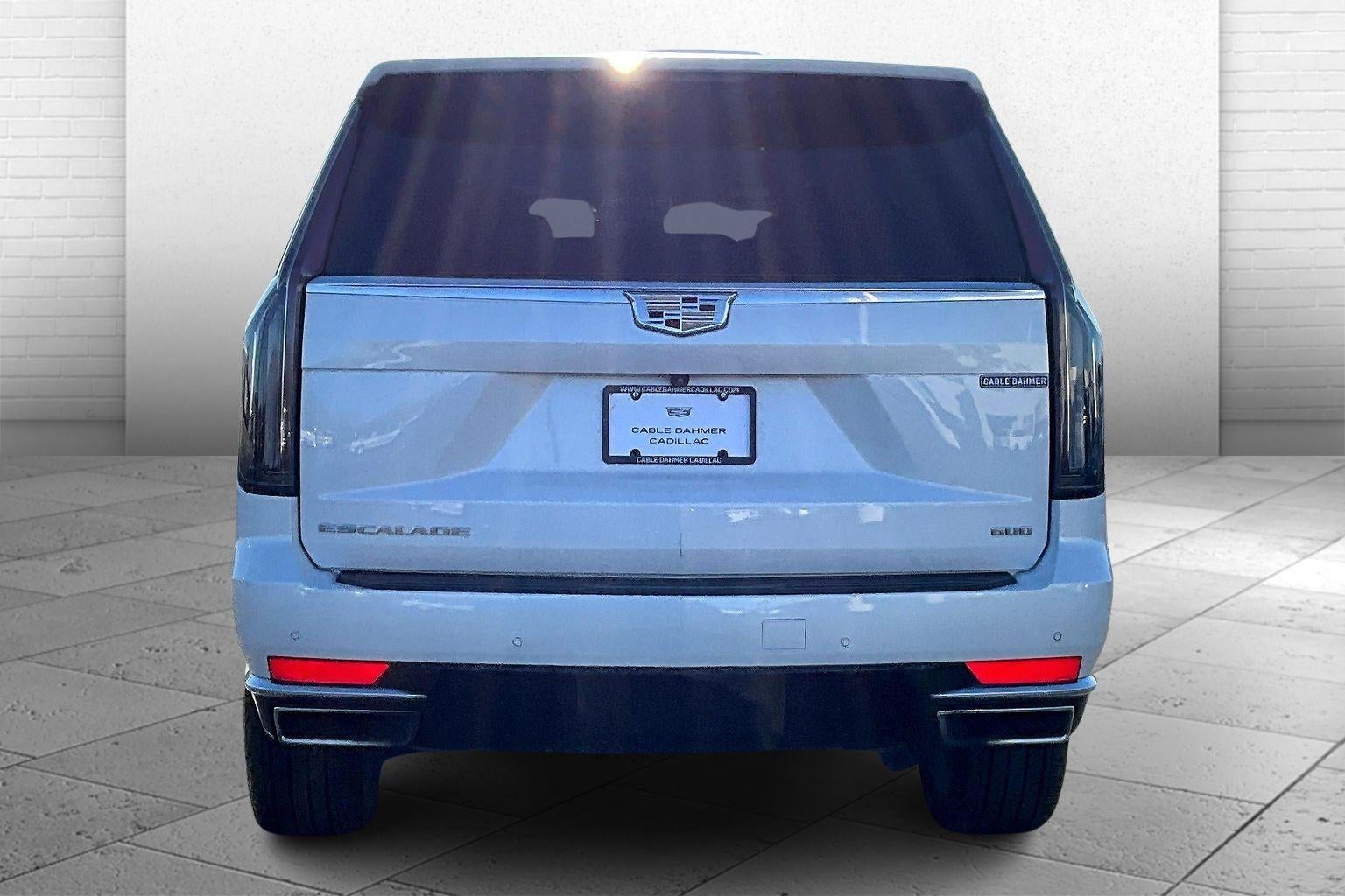 2023 Cadillac Escalade Luxury