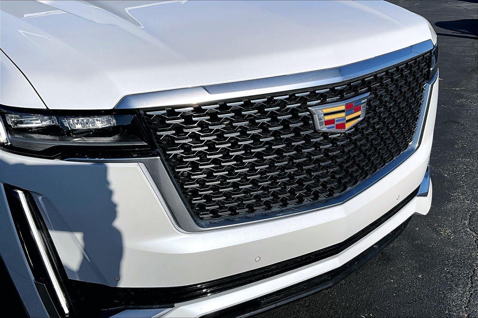 2023 Cadillac Escalade Luxury