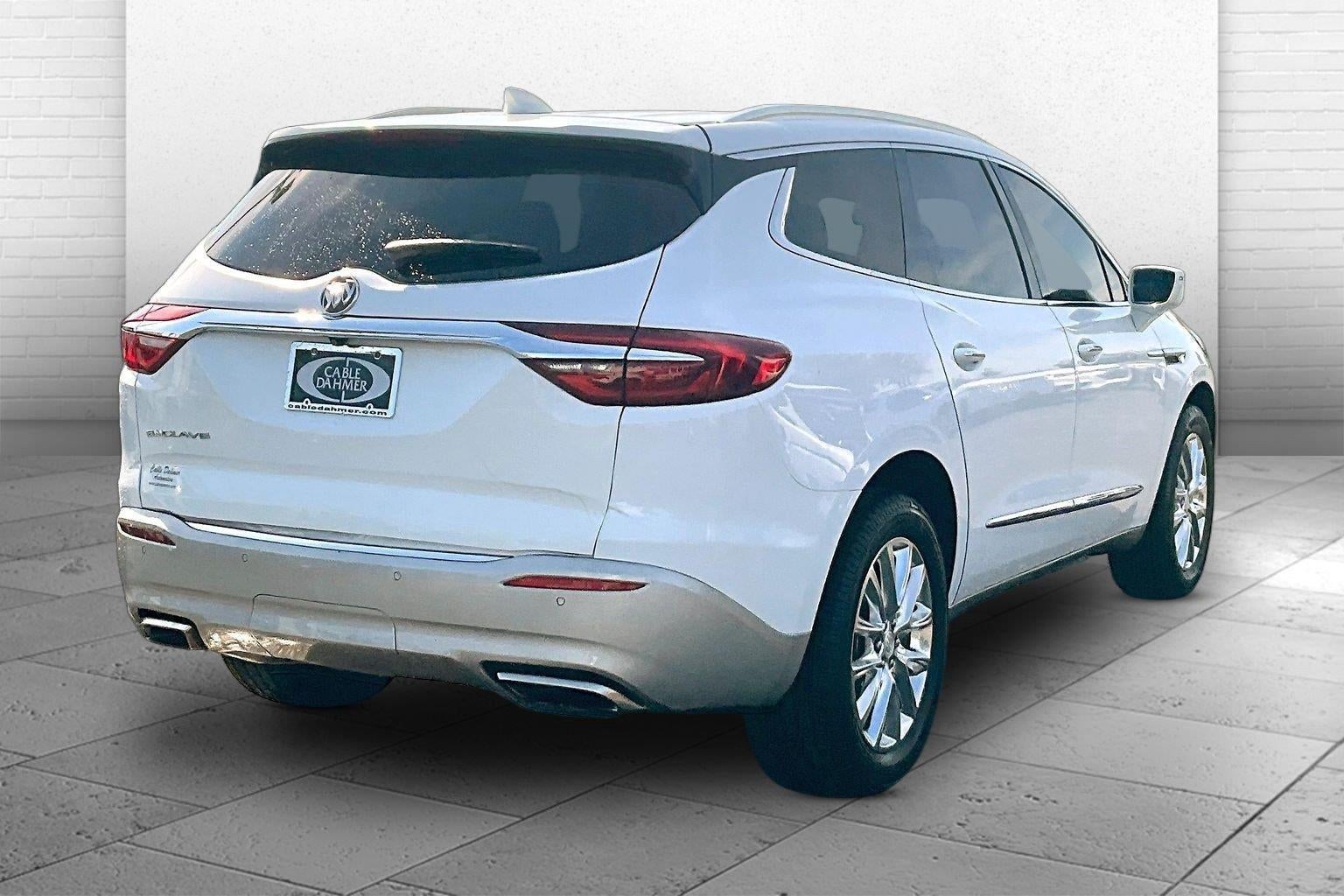2020 Buick Enclave Essence