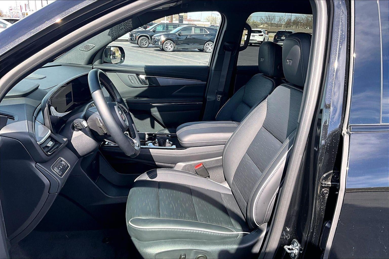 2025 Buick Enclave Sport Touring