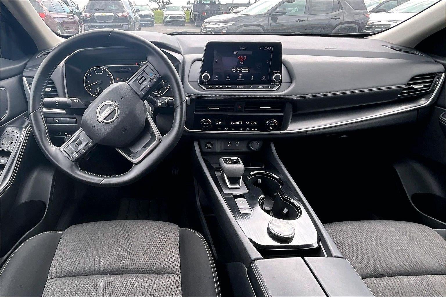 2025 Nissan Rogue SV
