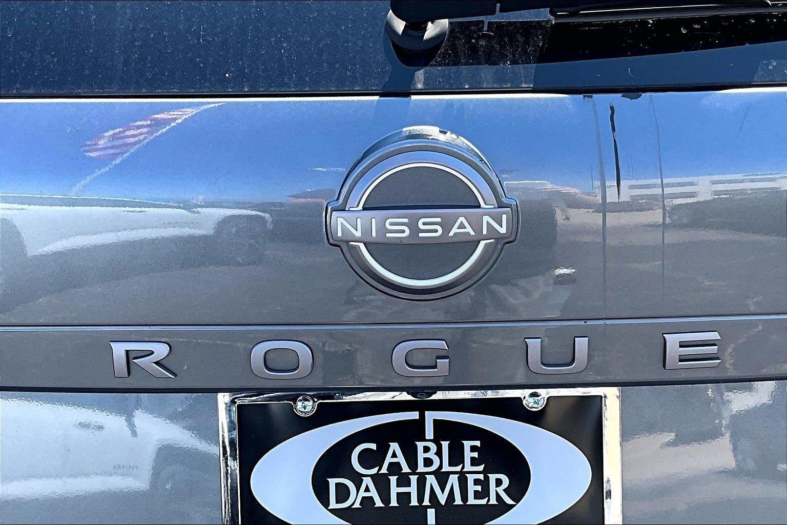 2025 Nissan Rogue SV
