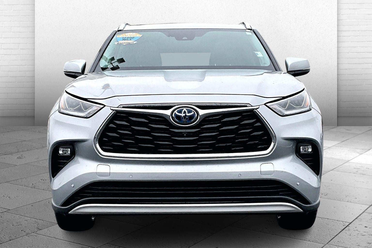 2021 Toyota Highlander Hybrid Platinum