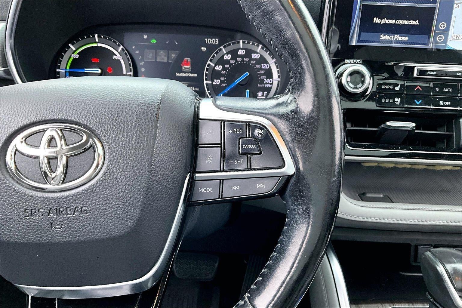 2021 Toyota Highlander Hybrid Platinum