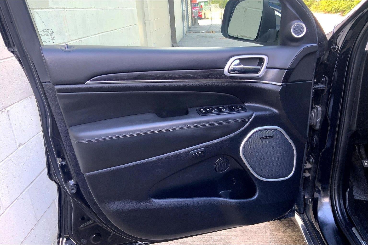 2021 Jeep Grand Cherokee Summit