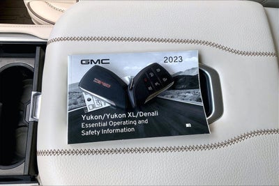 2023 GMC Yukon XL Denali