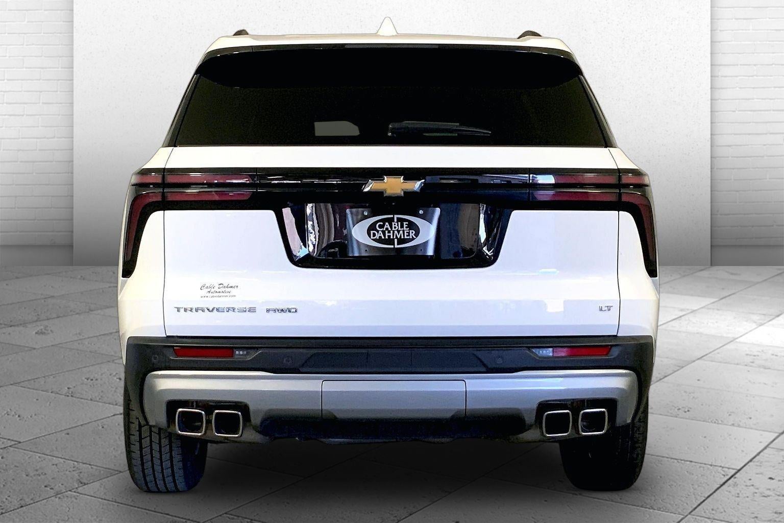 2024 Chevrolet Traverse LT