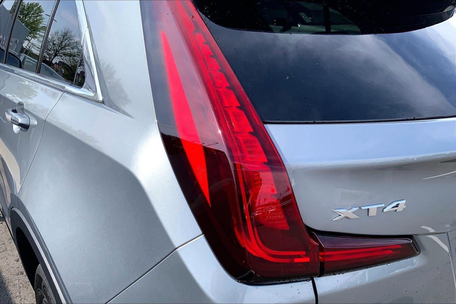 2024 Cadillac XT4 Premium Luxury