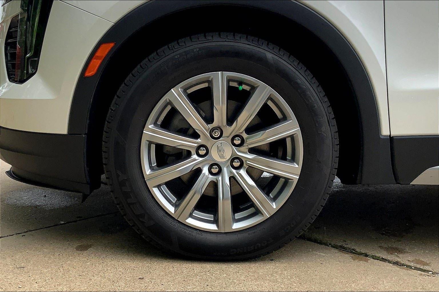 2021 Cadillac XT4 AWD Premium Luxury