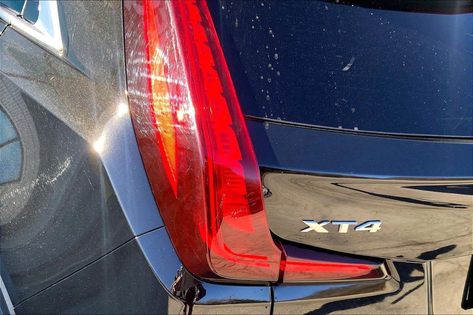 2023 Cadillac XT4 Premium Luxury