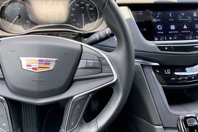 2025 Cadillac XT5 Luxury