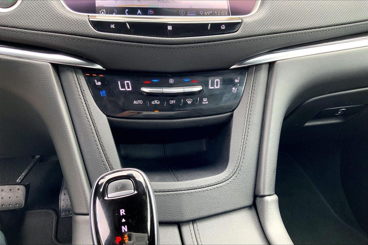 2020 Cadillac XT5 Premium Luxury