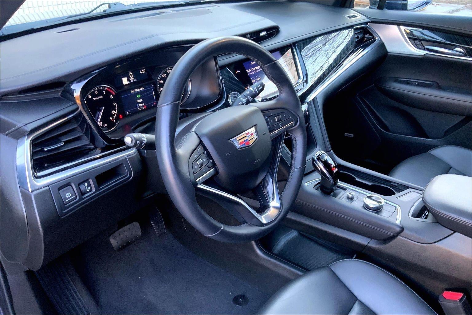 2025 Cadillac XT6 Premium Luxury