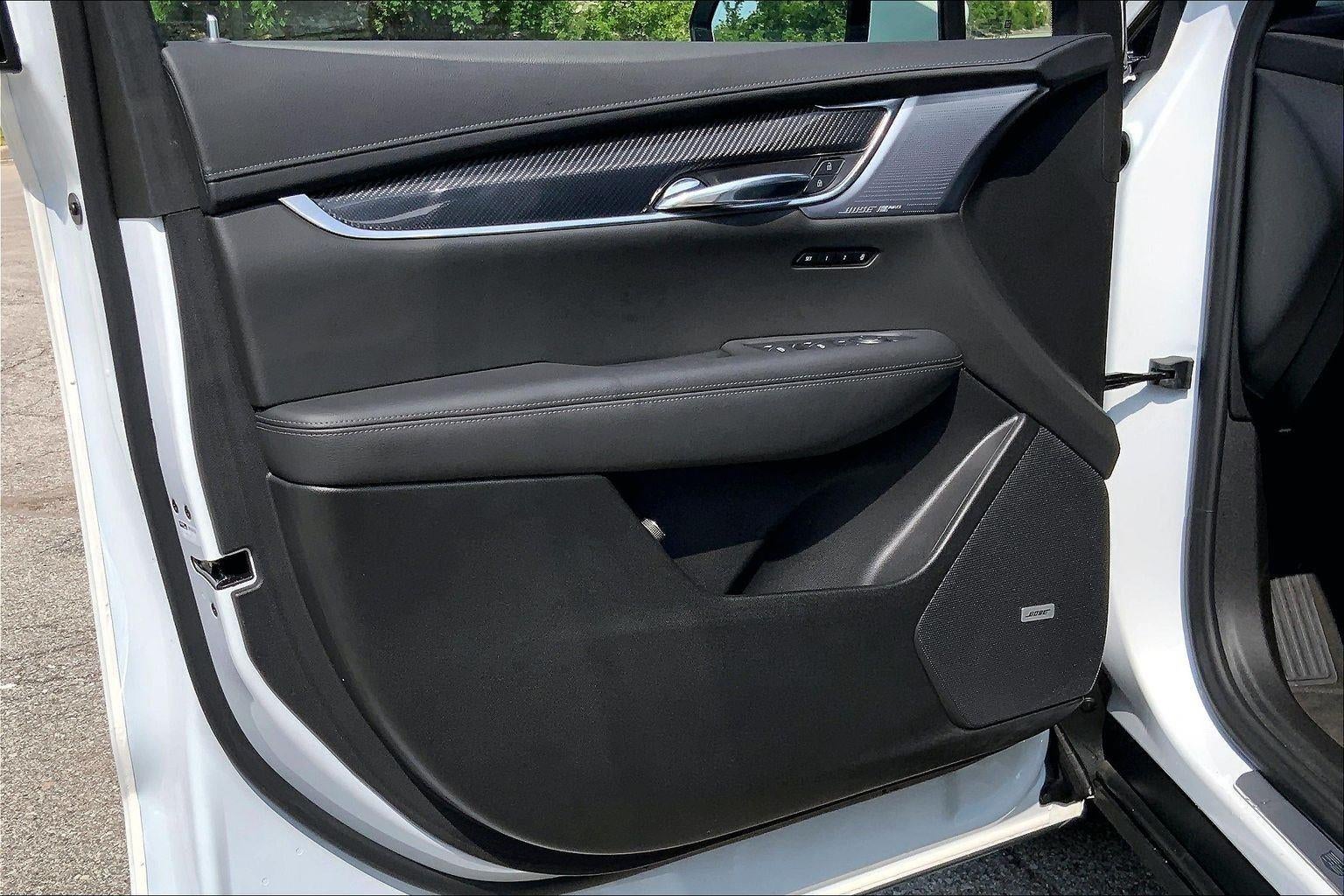 2025 Cadillac XT6 Sport