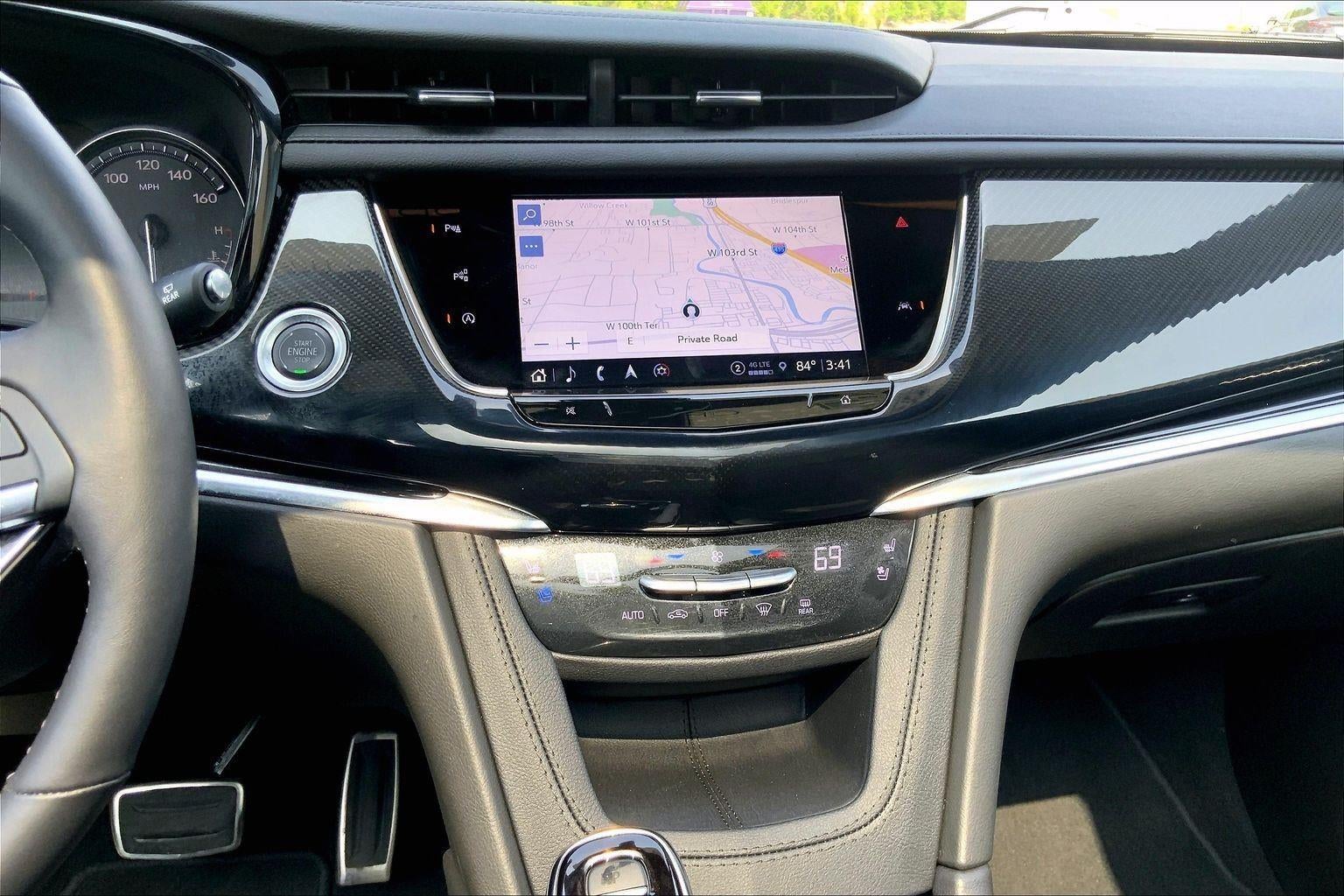 2025 Cadillac XT6 Sport