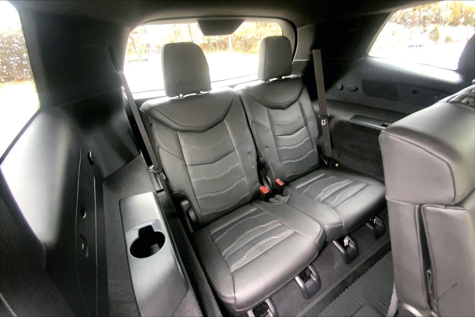 2025 Cadillac XT6 Sport