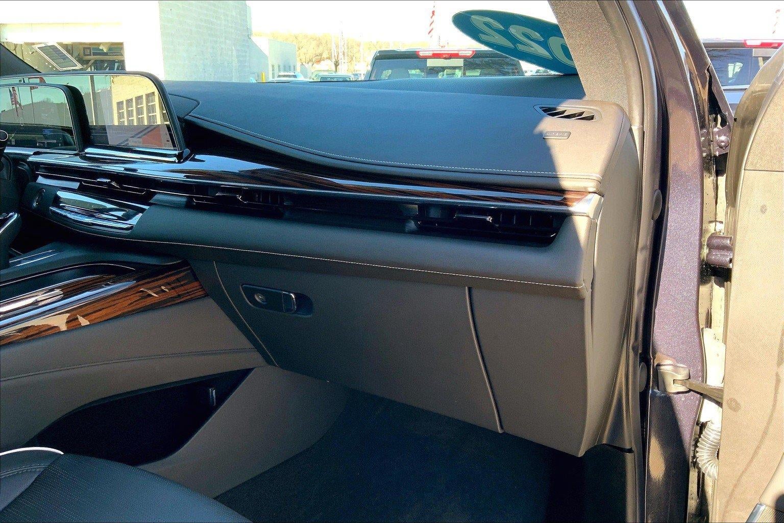 2022 Cadillac Escalade Premium Luxury