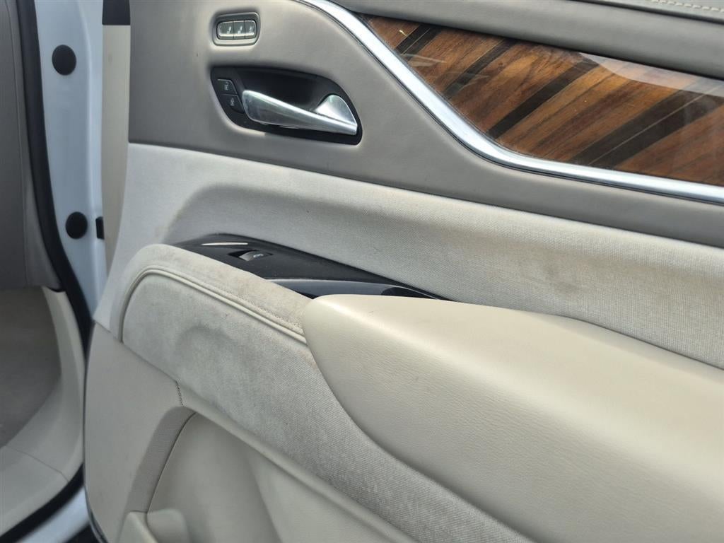 2022 Cadillac Escalade ESV Premium Luxury Platinum