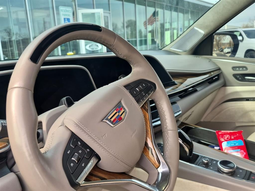 2022 Cadillac Escalade ESV Premium Luxury Platinum