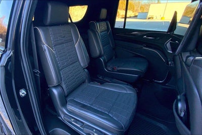 2023 Cadillac Escalade ESV Sport Platinum