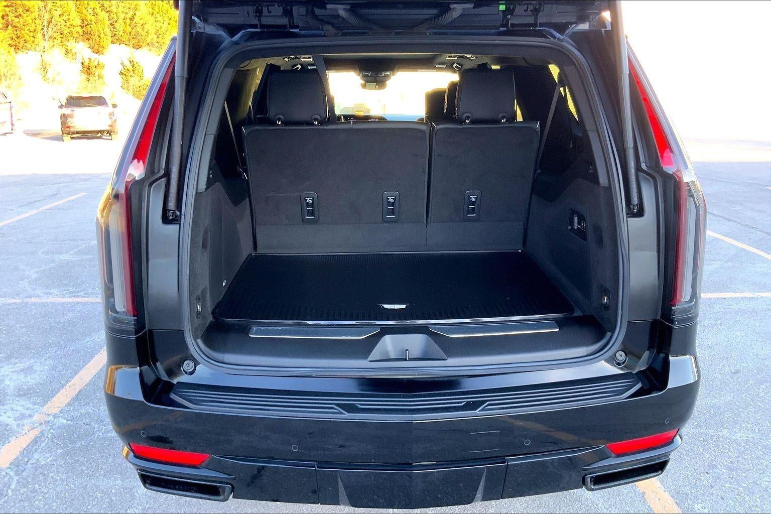 2023 Cadillac Escalade ESV Sport Platinum