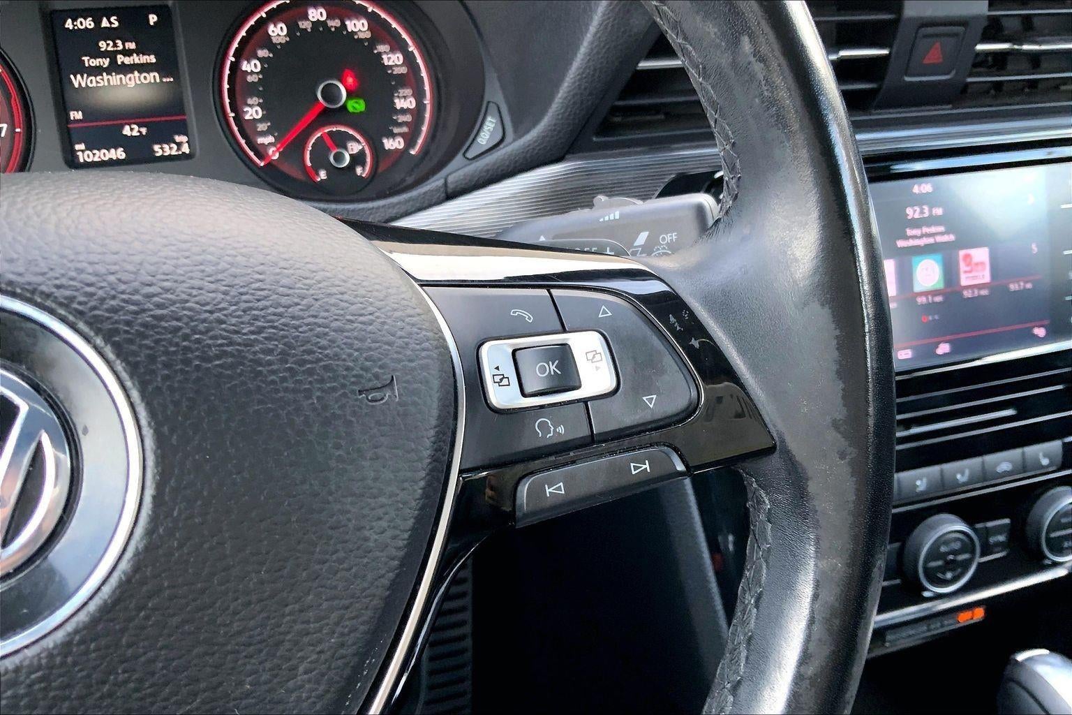 2020 Volkswagen Passat 2.0T R-Line