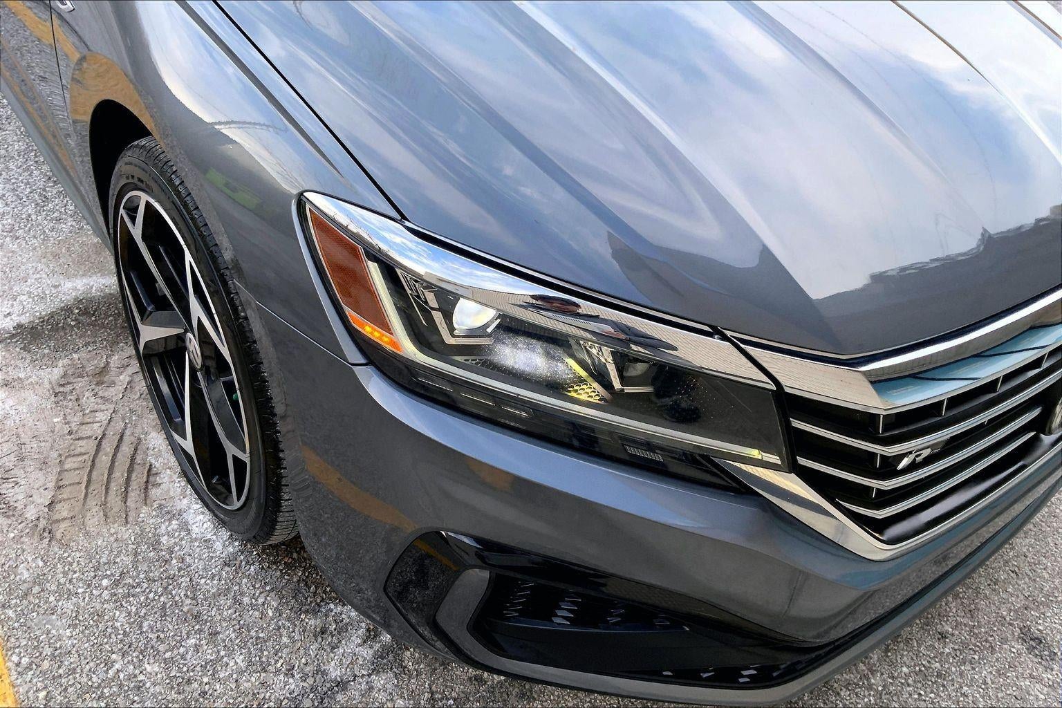 2020 Volkswagen Passat 2.0T R-Line