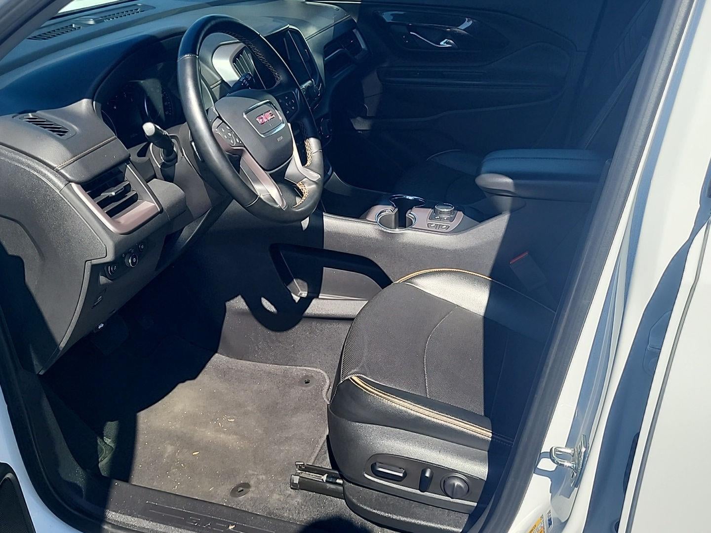 2023 GMC Terrain AT4
