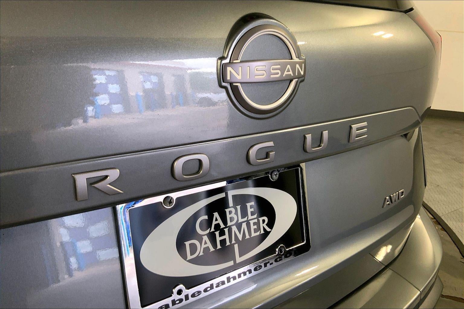 2025 Nissan Rogue SV