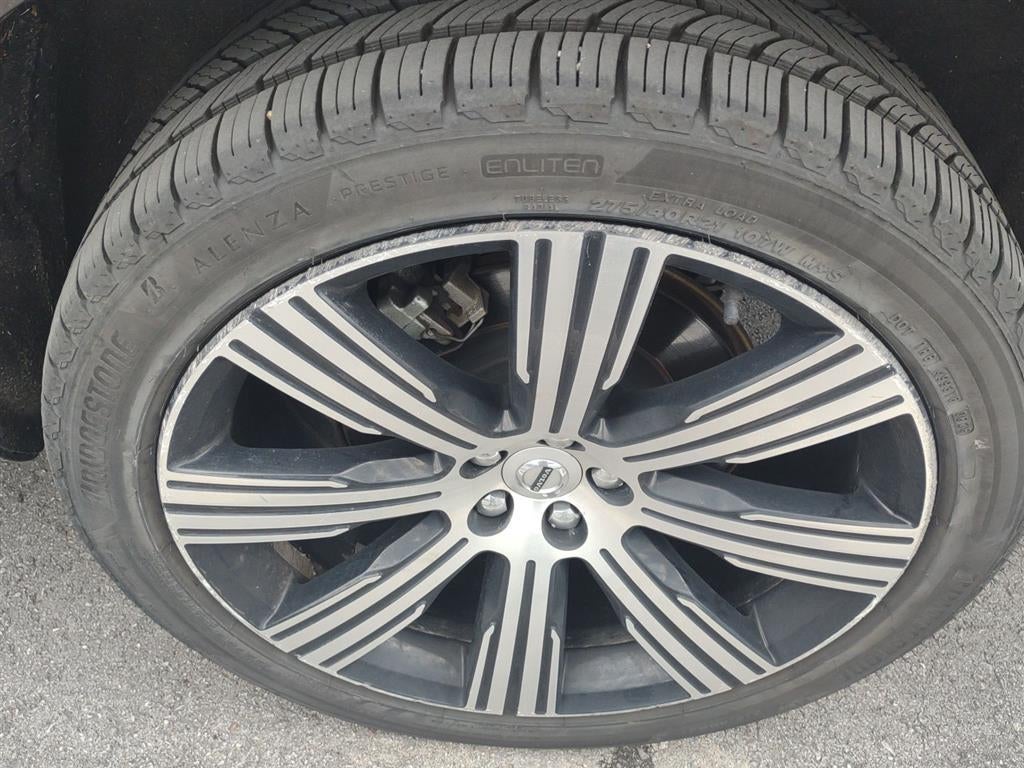 2024 Volvo XC90 Plus Bright Theme