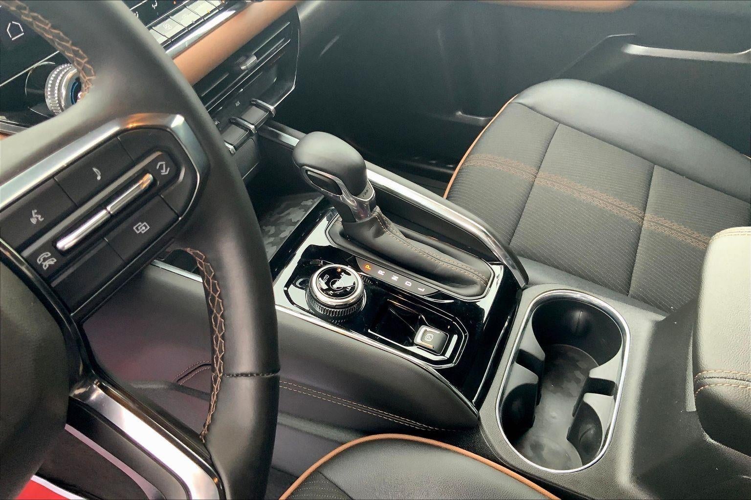 2024 GMC Canyon AT4