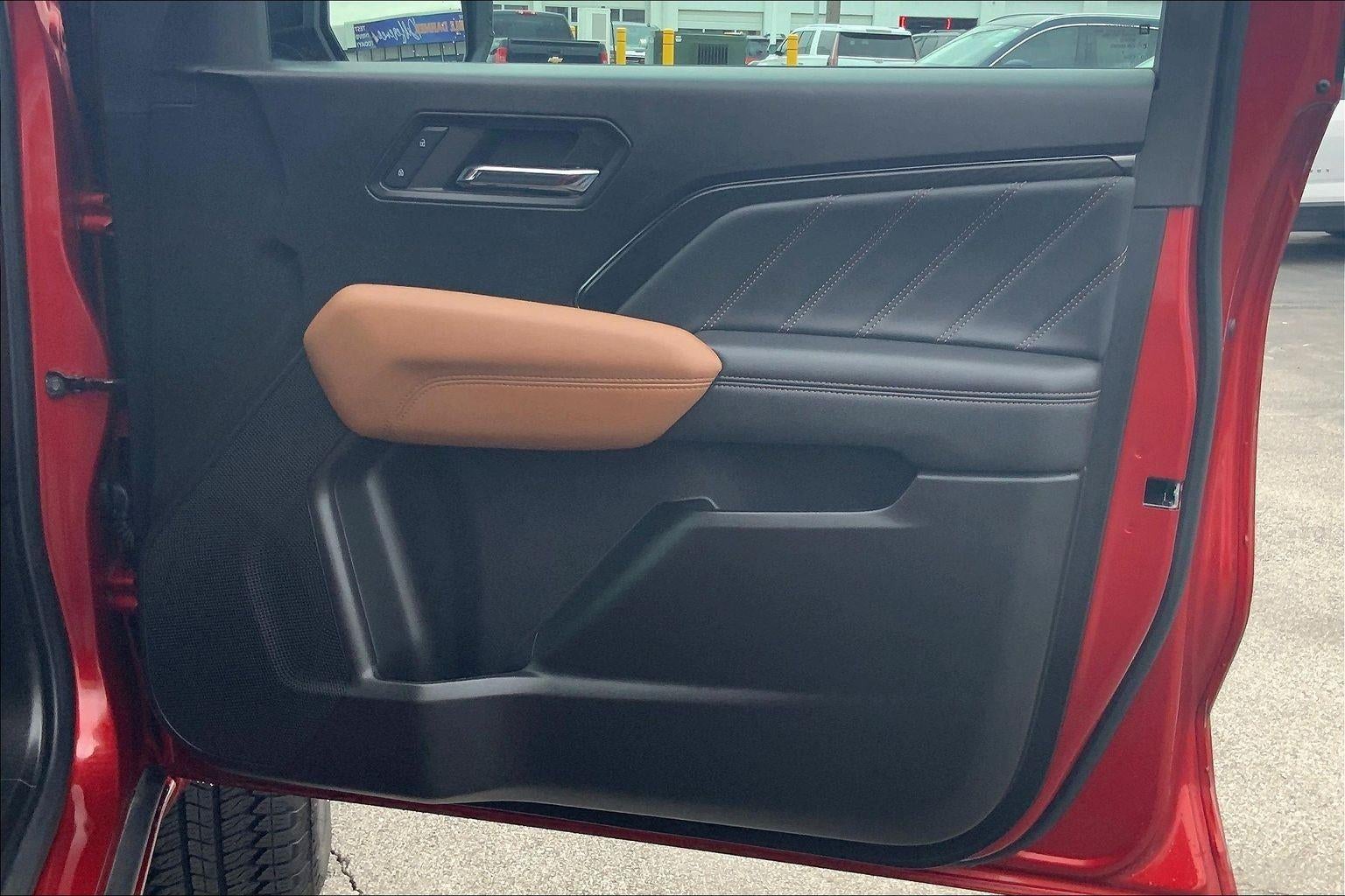 2024 GMC Canyon AT4