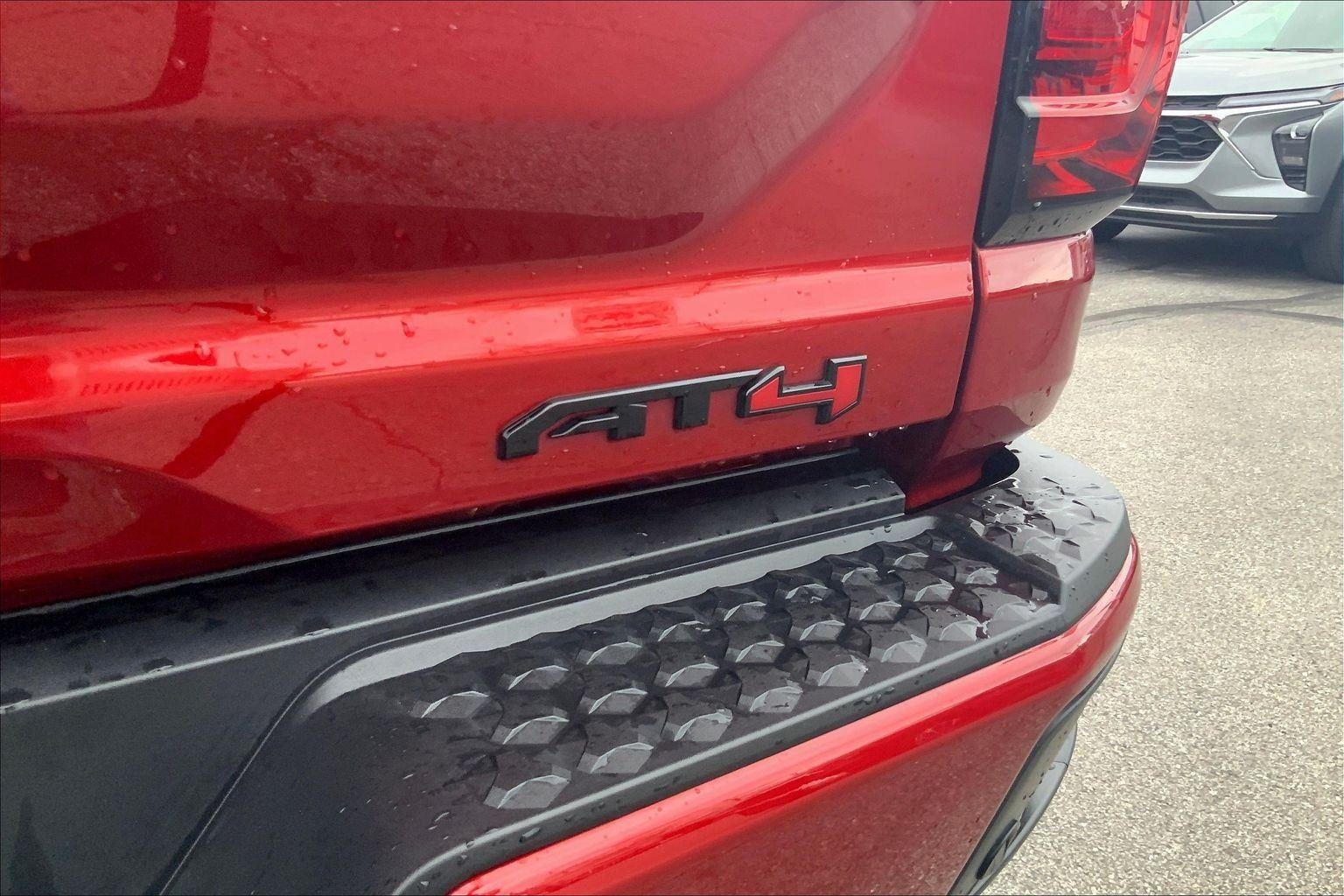 2024 GMC Canyon AT4