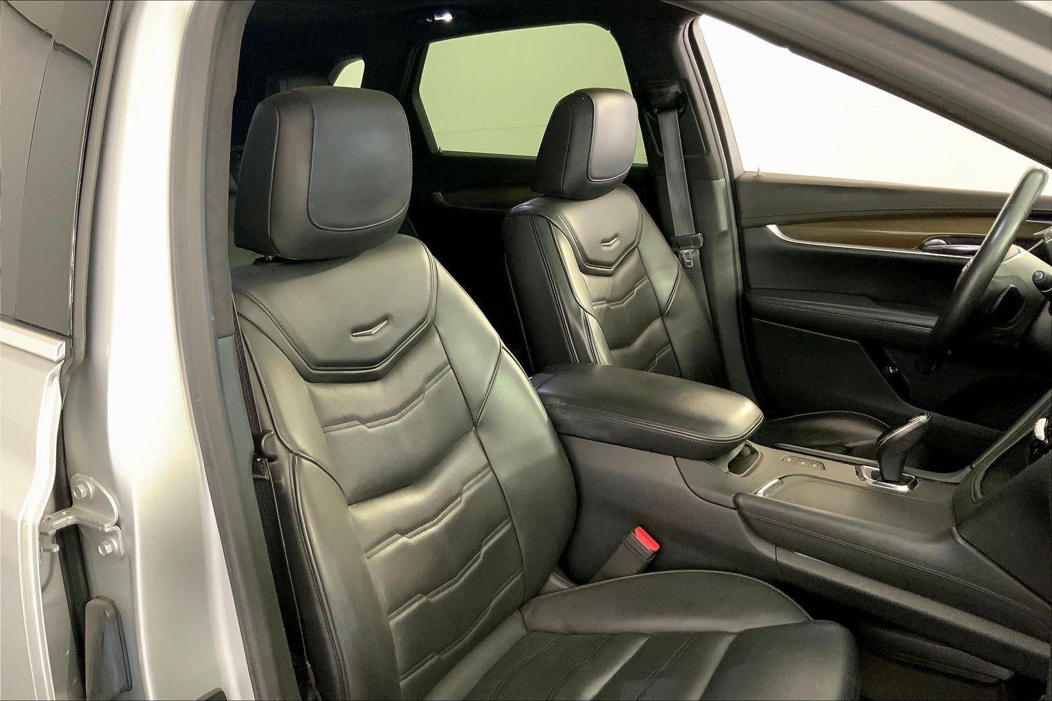 2017 Cadillac XT5 Platinum AWD