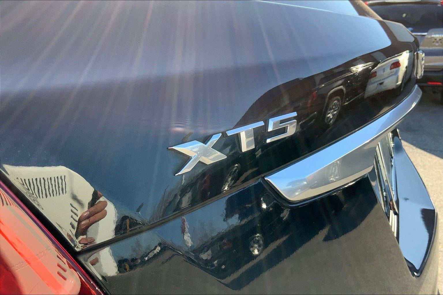 2017 Cadillac XT5 Platinum AWD