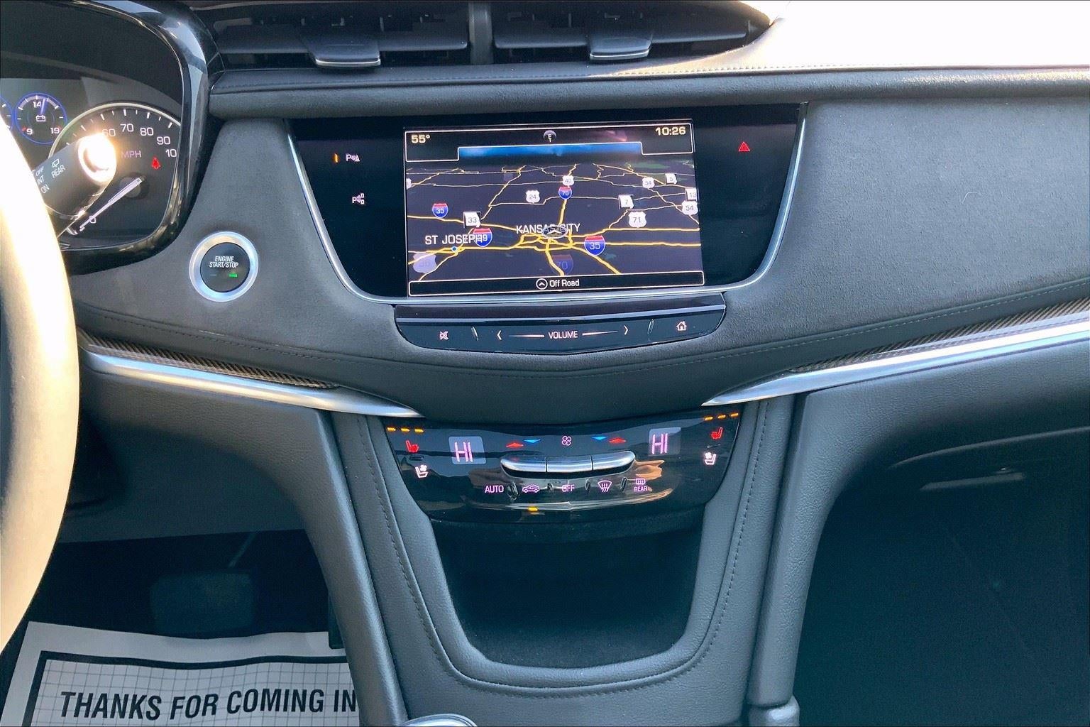 2017 Cadillac XT5 Platinum AWD