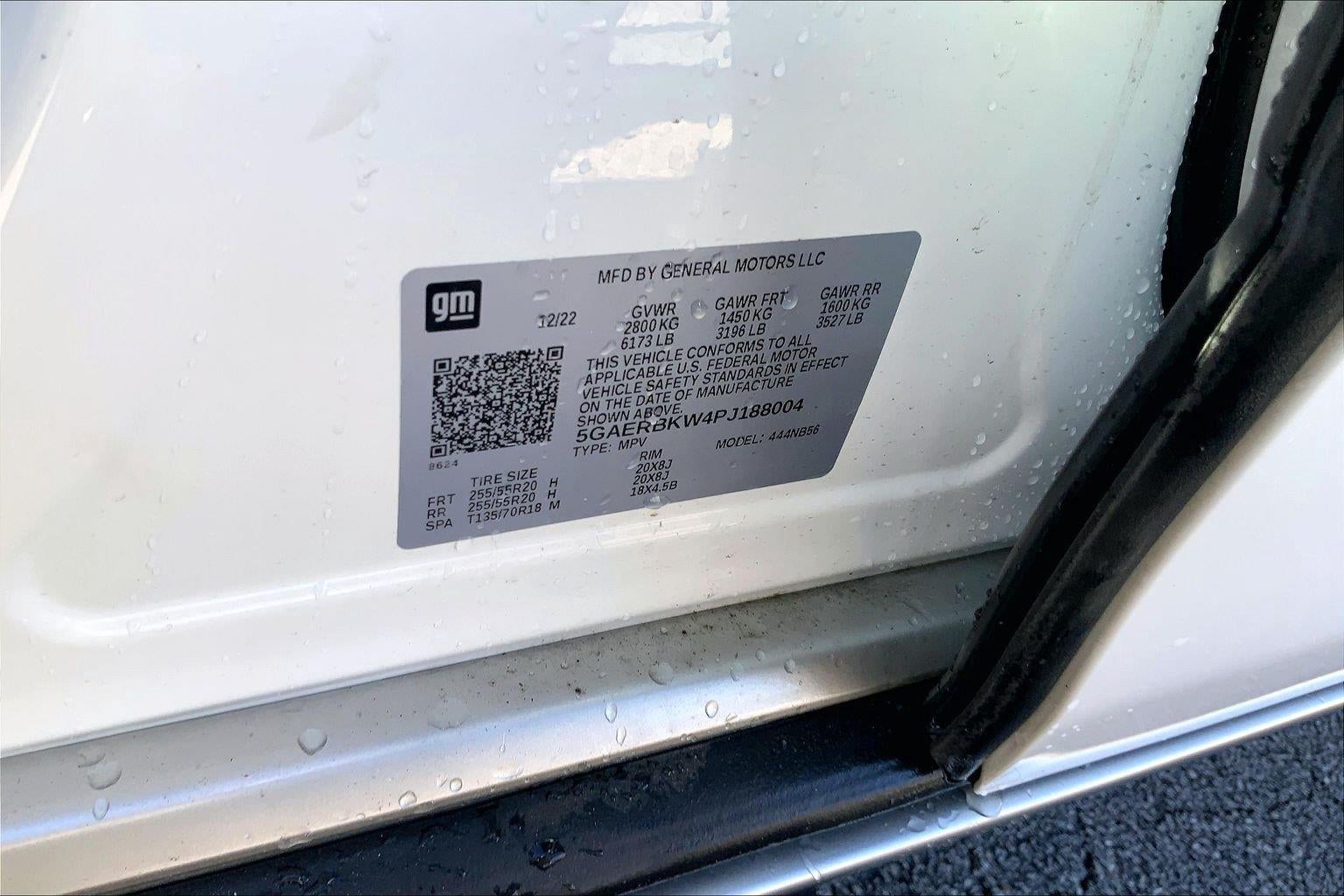 2023 Buick Enclave Essence