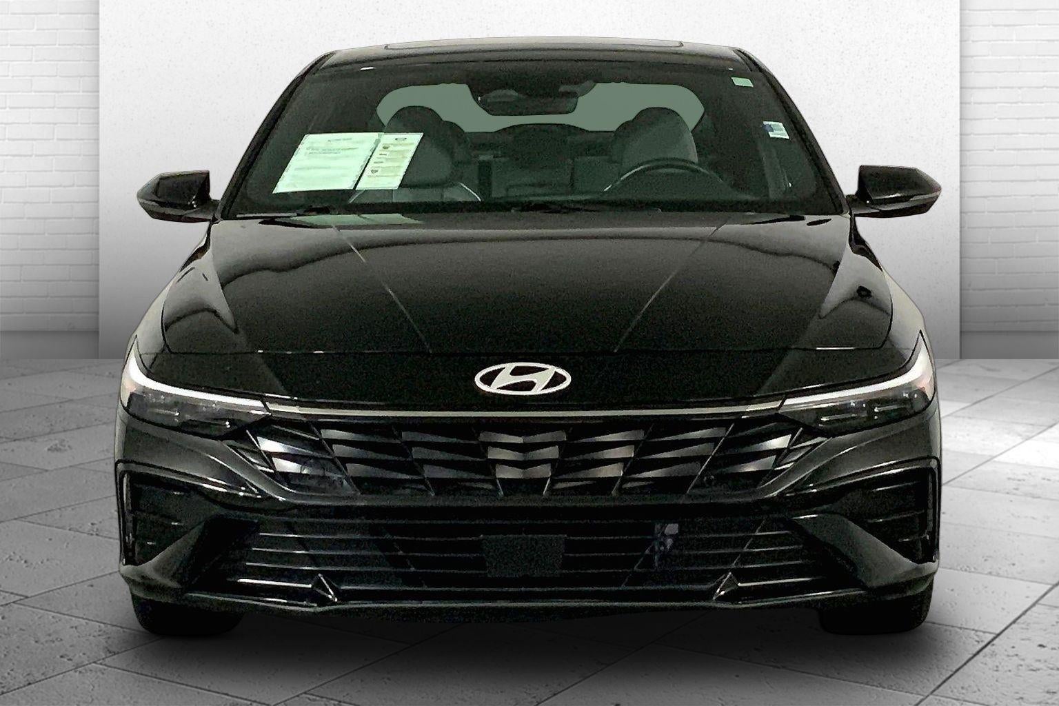 2025 Hyundai Elantra Hybrid Limited
