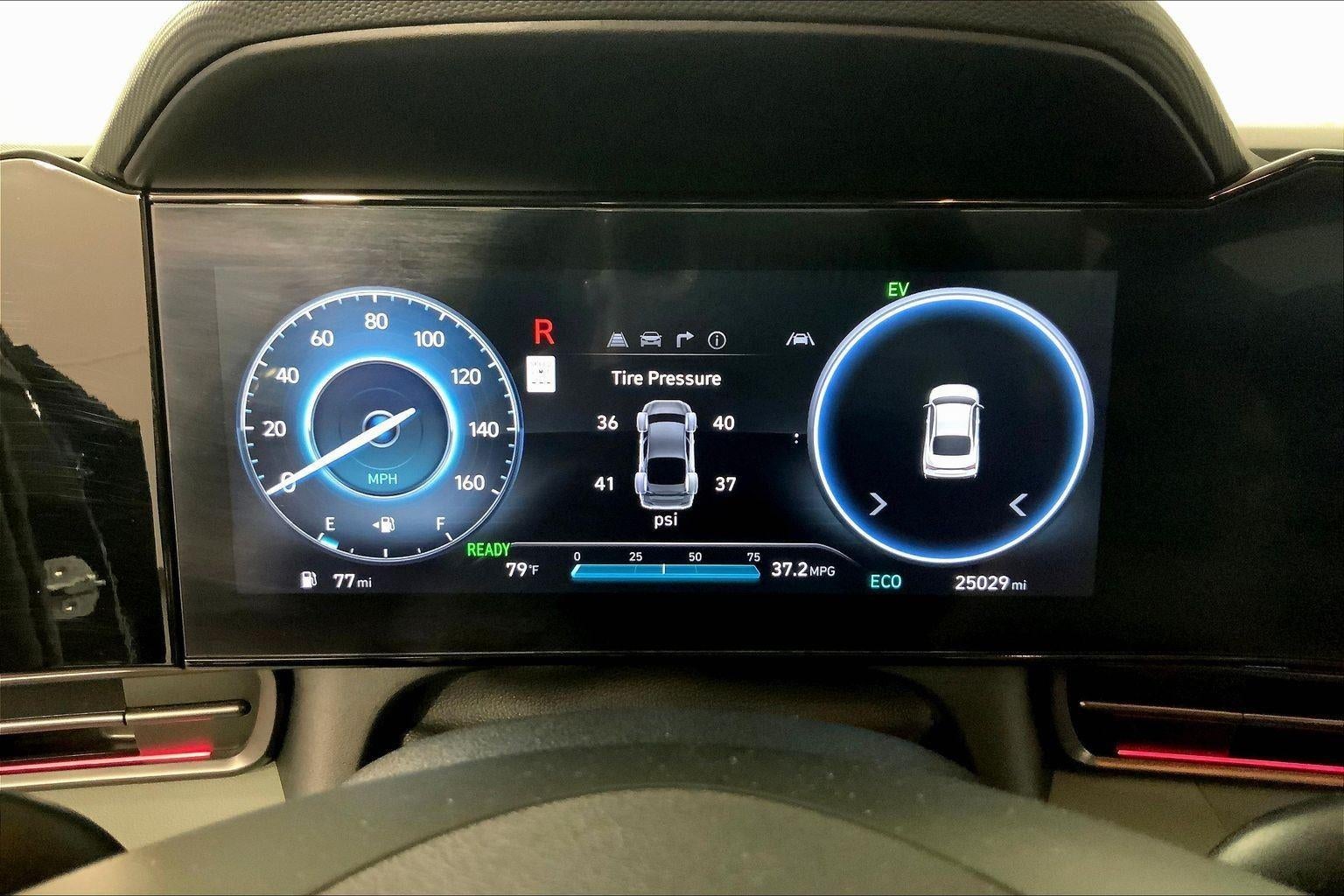 2025 Hyundai Elantra Hybrid Limited