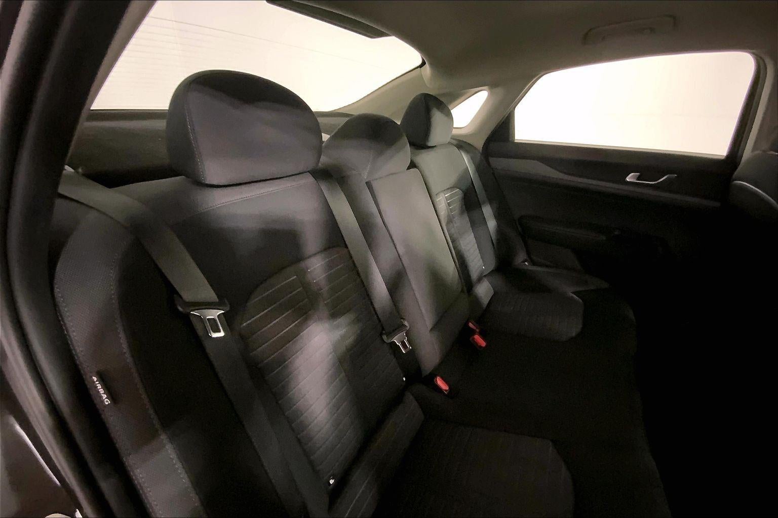 2025 Kia K5 LXS