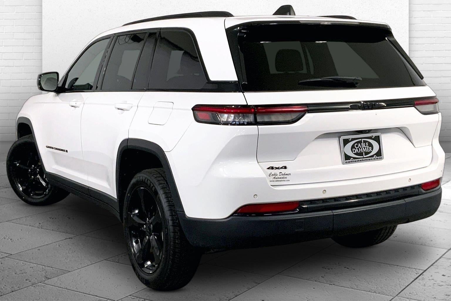 2023 Jeep Grand Cherokee Altitude