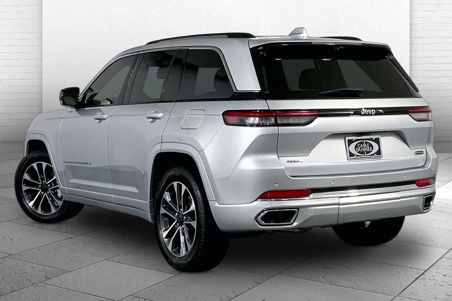 2022 Jeep Grand Cherokee Overland