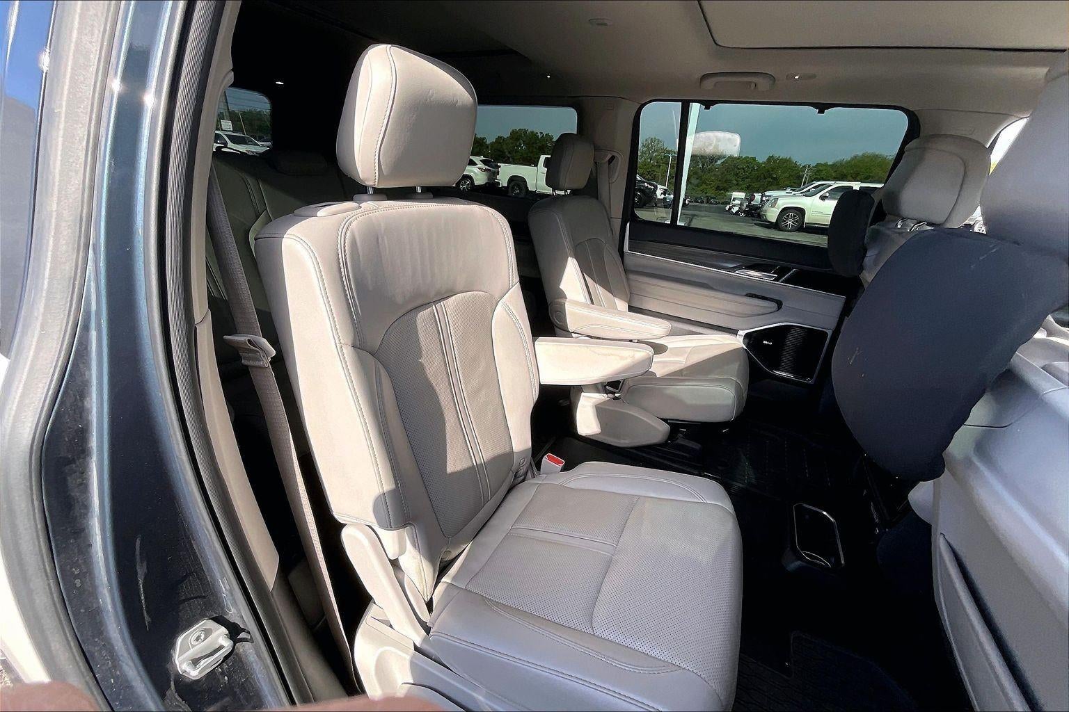 2023 Jeep Wagoneer L Series III