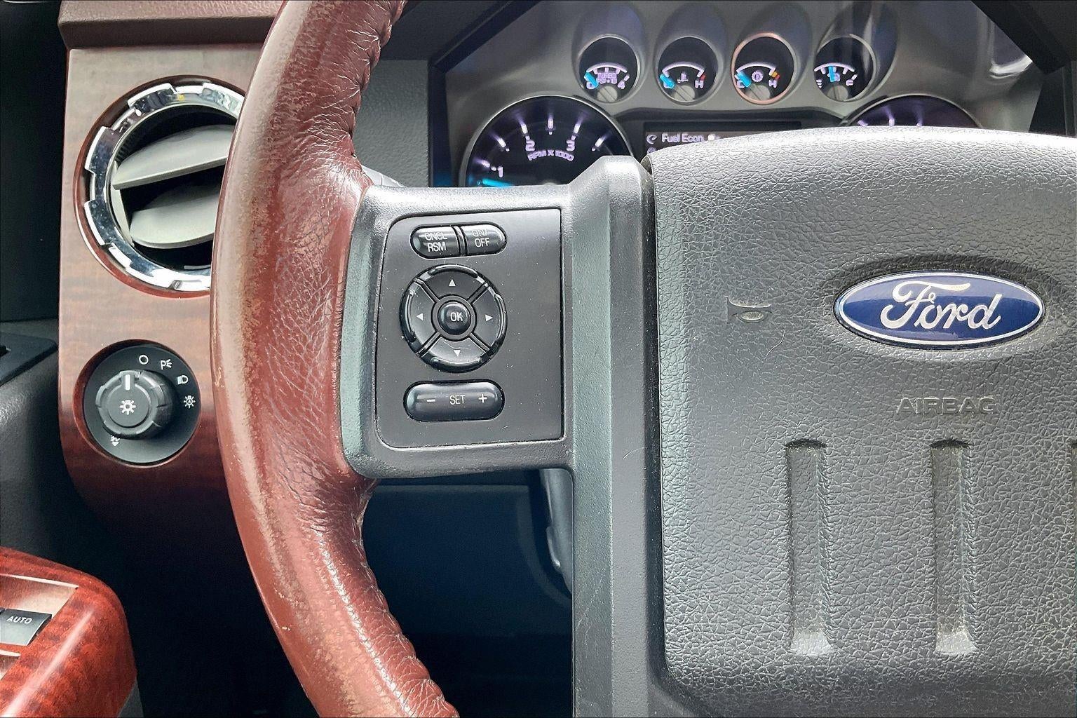 2013 Ford Super Duty F-450 DRW Platinum